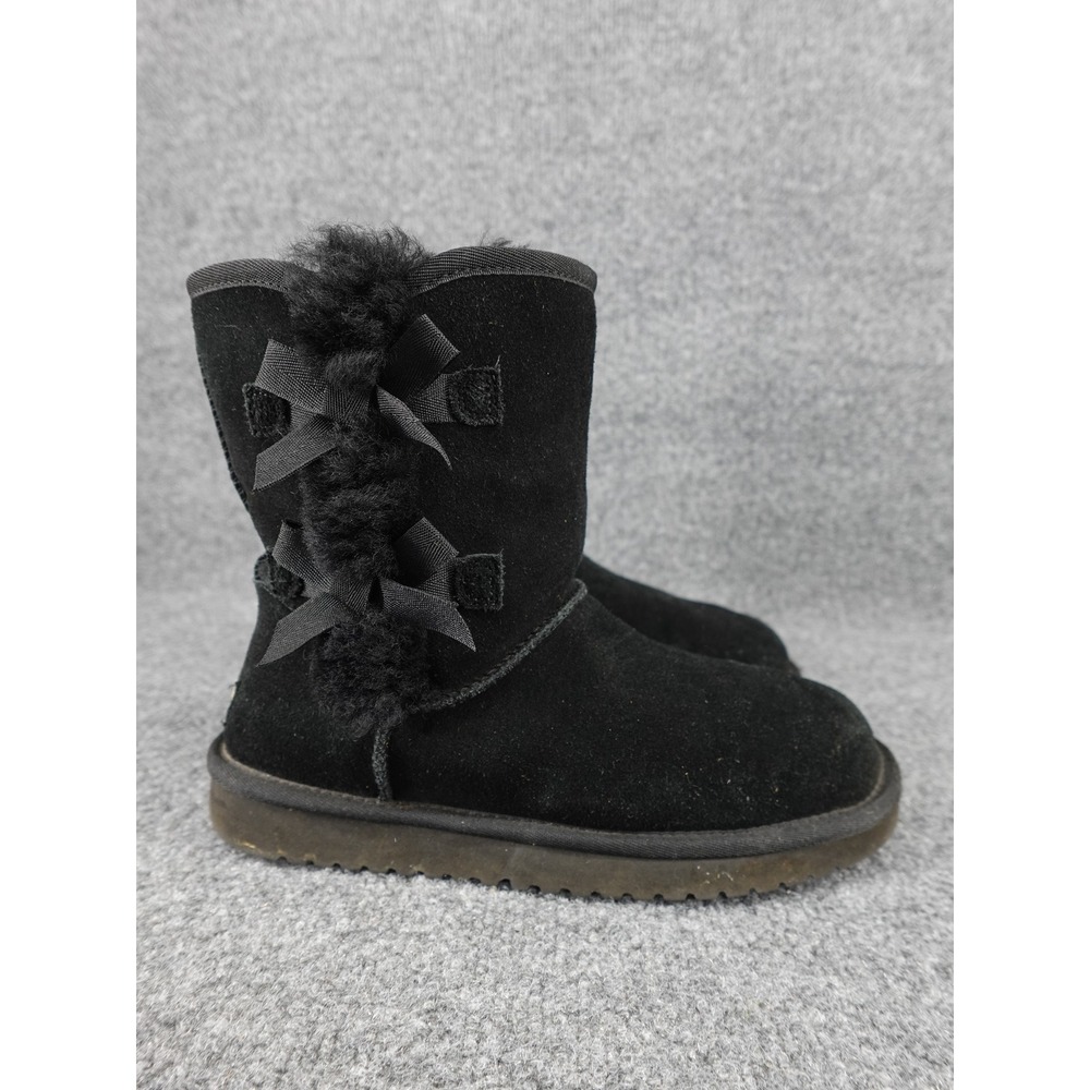Koolaburra by UGG Victoria Short Boots Womens 8 Black Suede Bow Detail 1015874